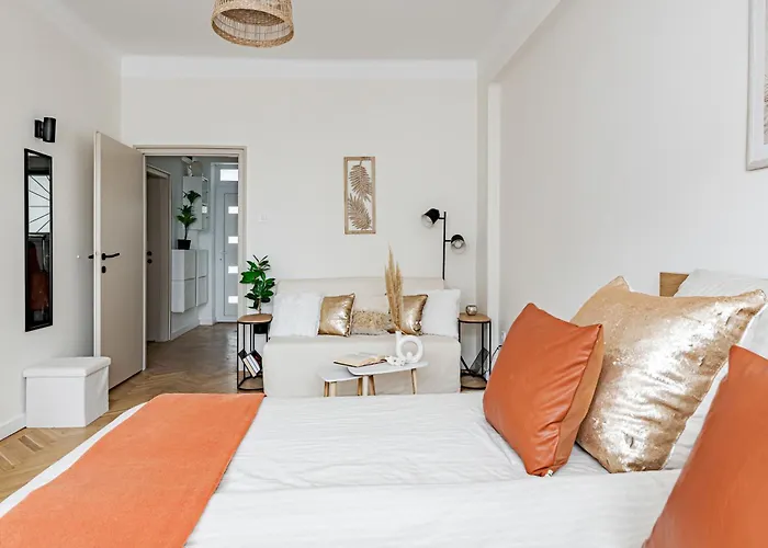 Apartament Bohocorvin By Marie