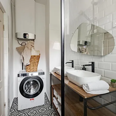 Apartamento Bohocorvin By Marie